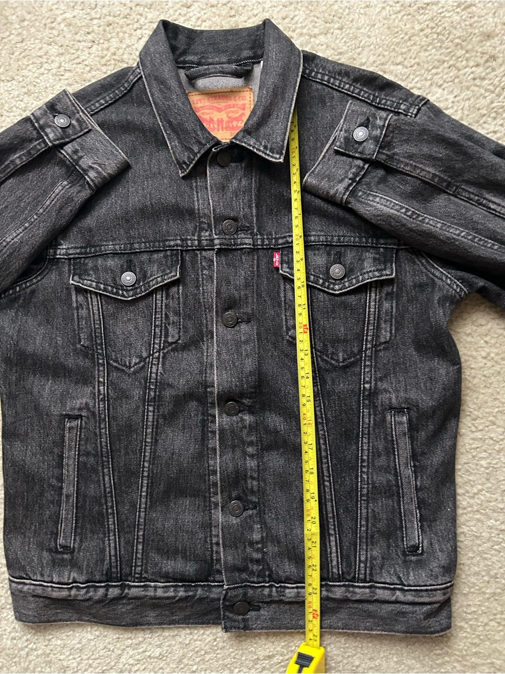 Levi’s Men’s Black Washed Denim Trucker Jacket Size S Button Front - Picture 5 of 14